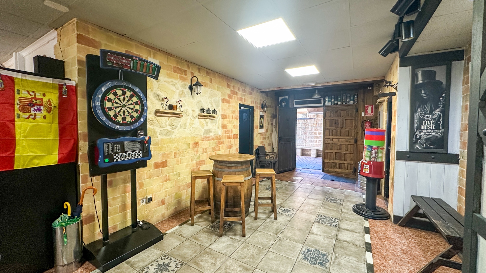 Commercial for Sale in Torrevieja, Alicante