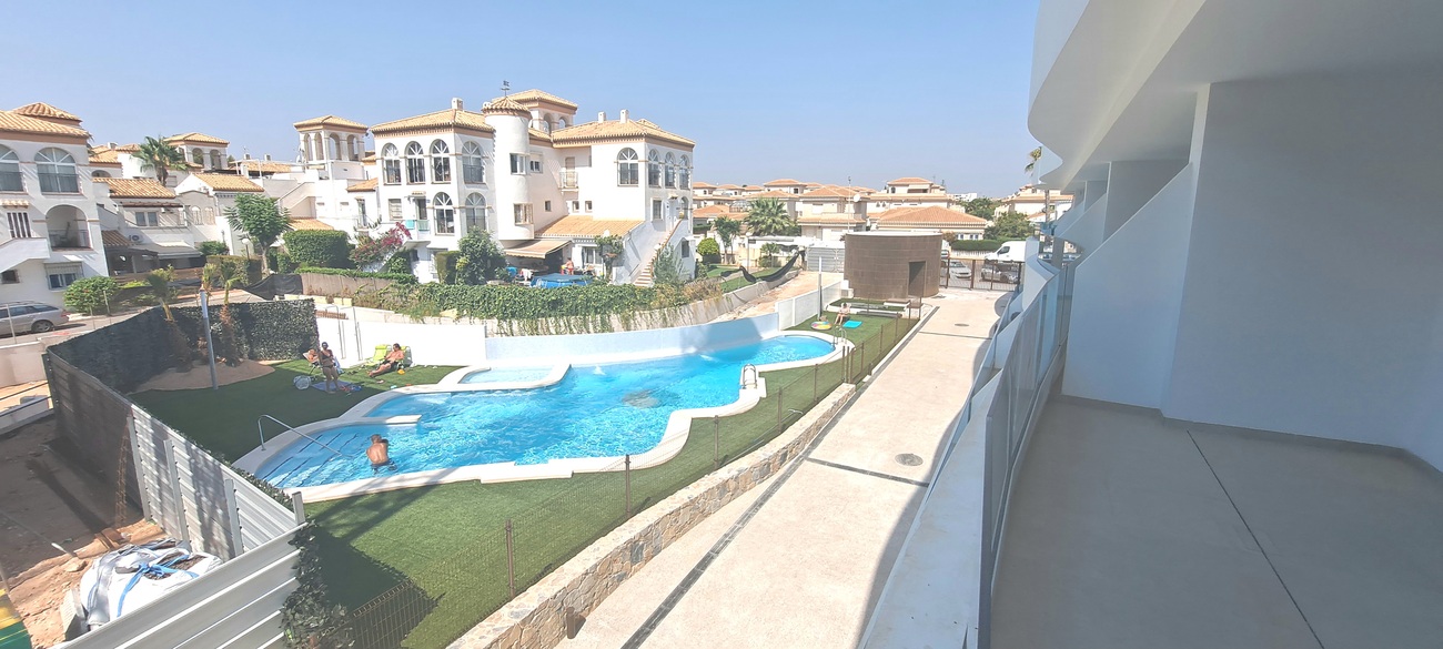 Apartment for Sale in Playa Flamenca, Alicante