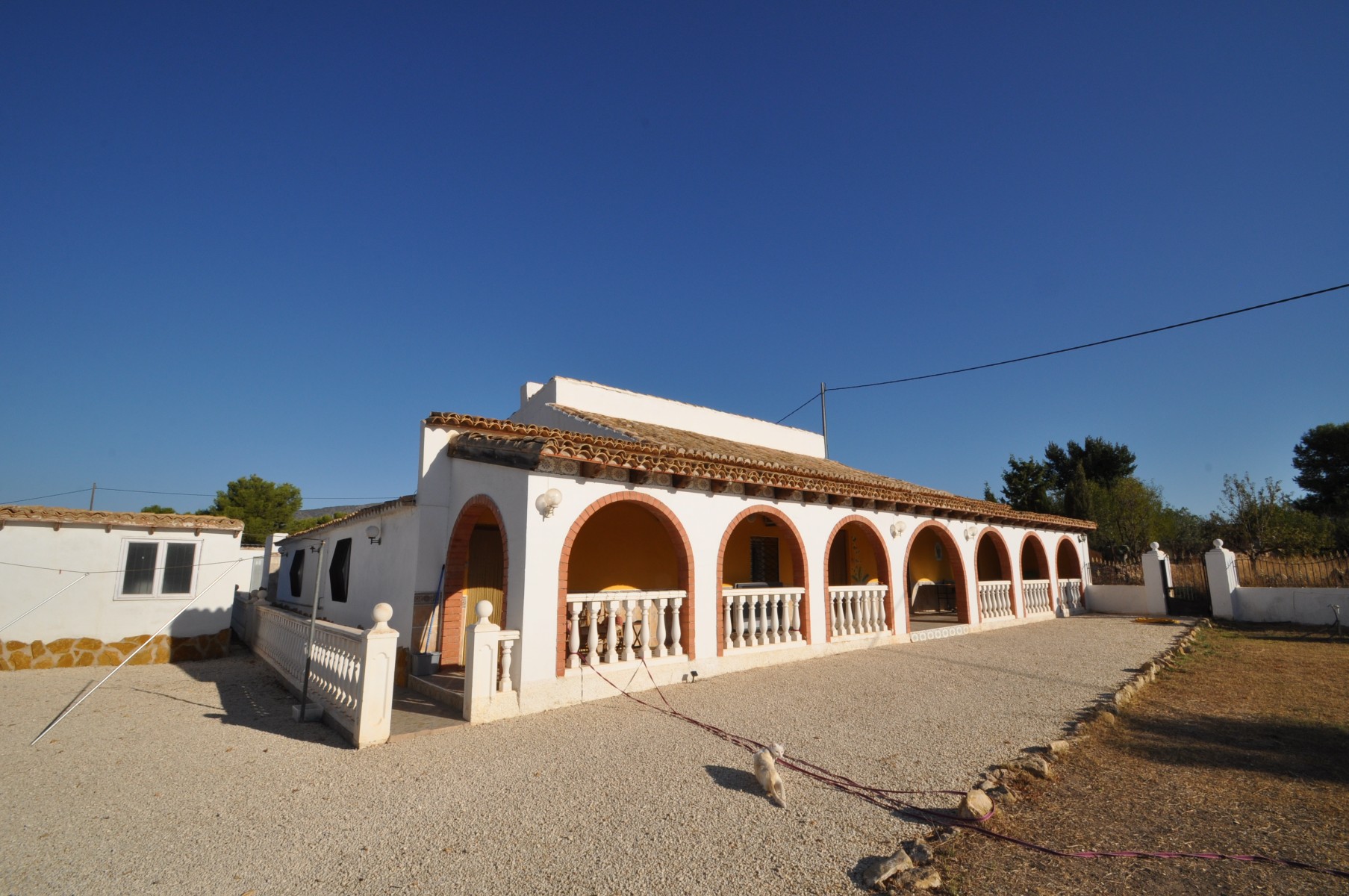 d69748a4f9bc3d69748a4f9bc8e Country House for Sale in Pinoso, Alicante