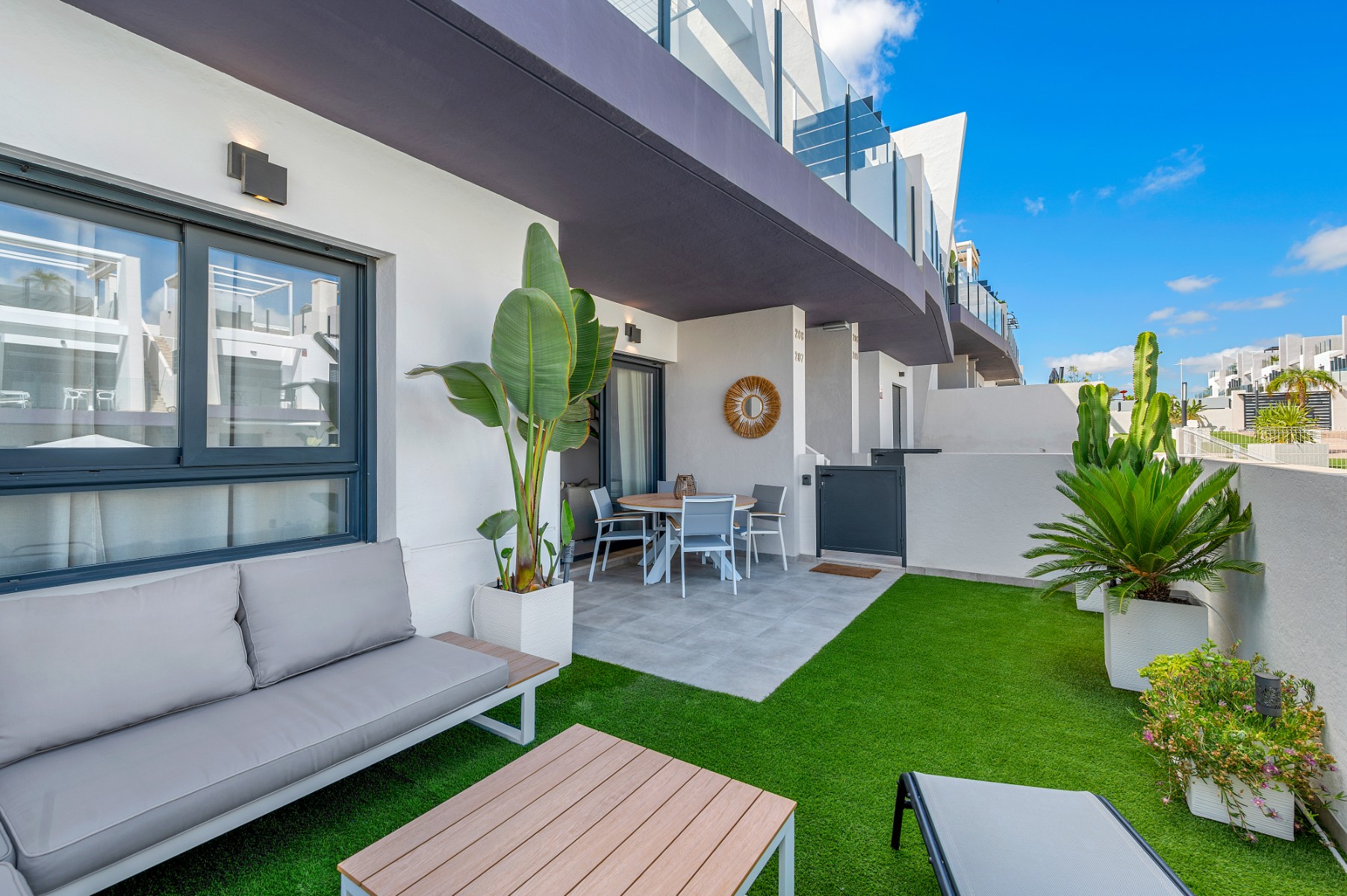 Apartment for Sale in San Miguel de Salinas, Alicante