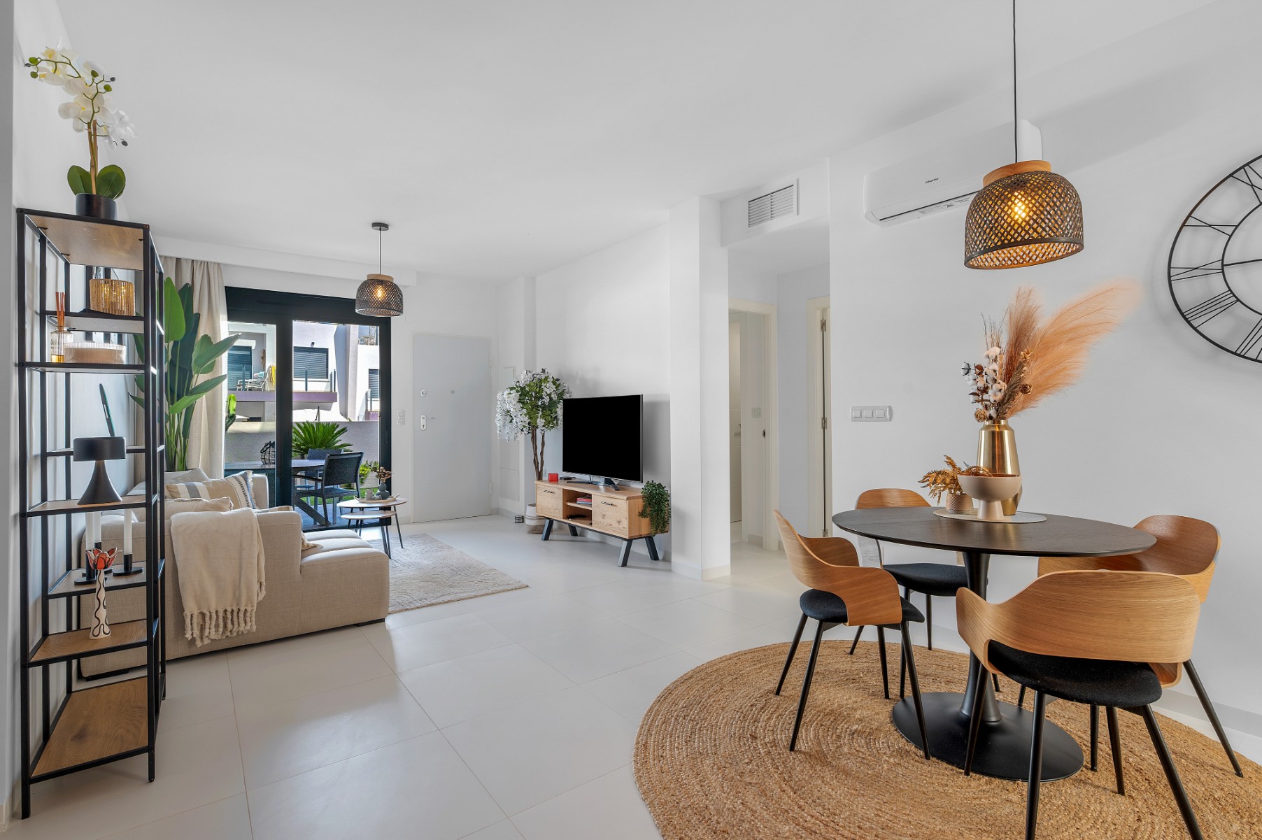 Apartment for Sale in San Miguel de Salinas, Alicante