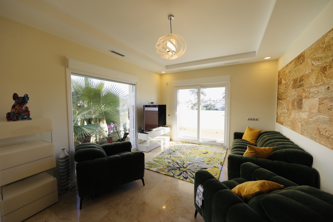 Villa for Sale in La Zenia, Alicante