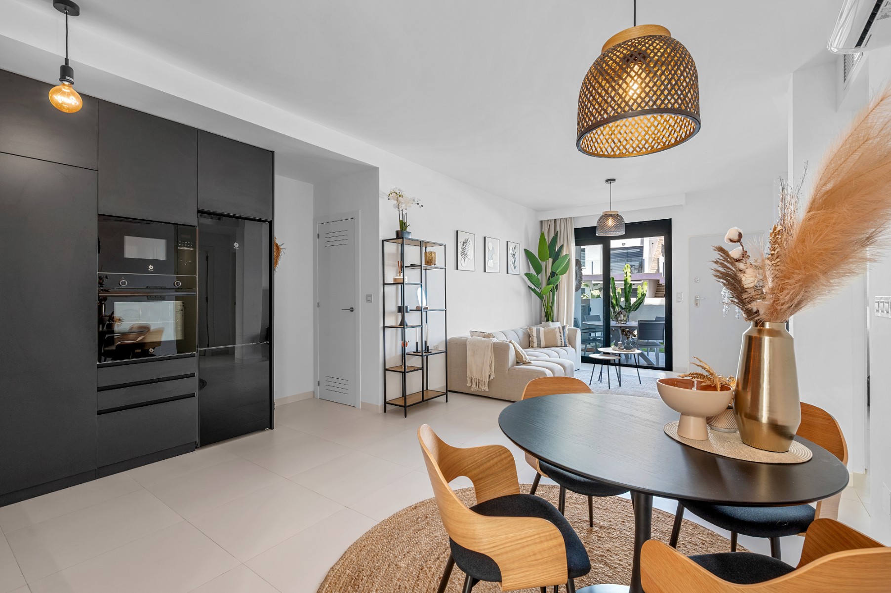 Apartment for Sale in San Miguel de Salinas, Alicante
