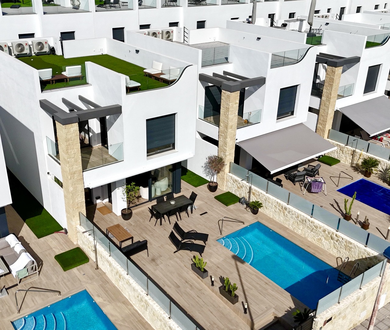 Villa for Sale in Punta Prima, Alicante