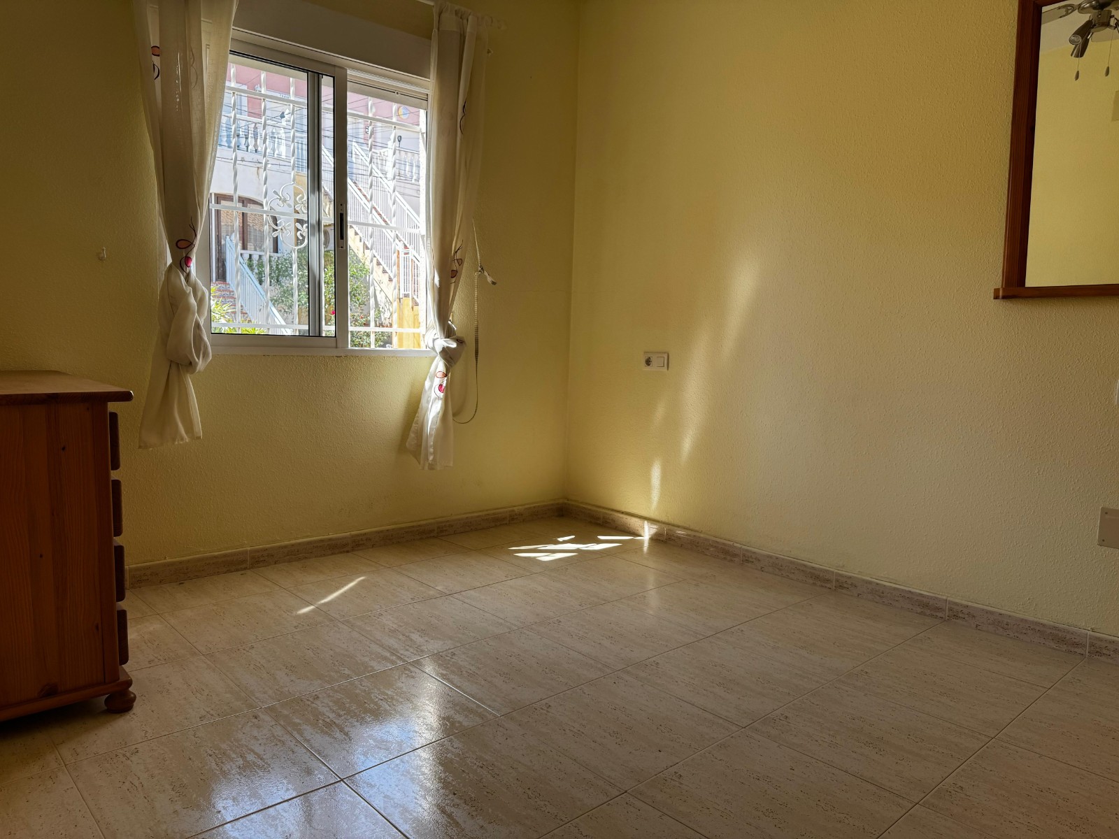 Apartment for Sale in San Miguel de Salinas, Alicante