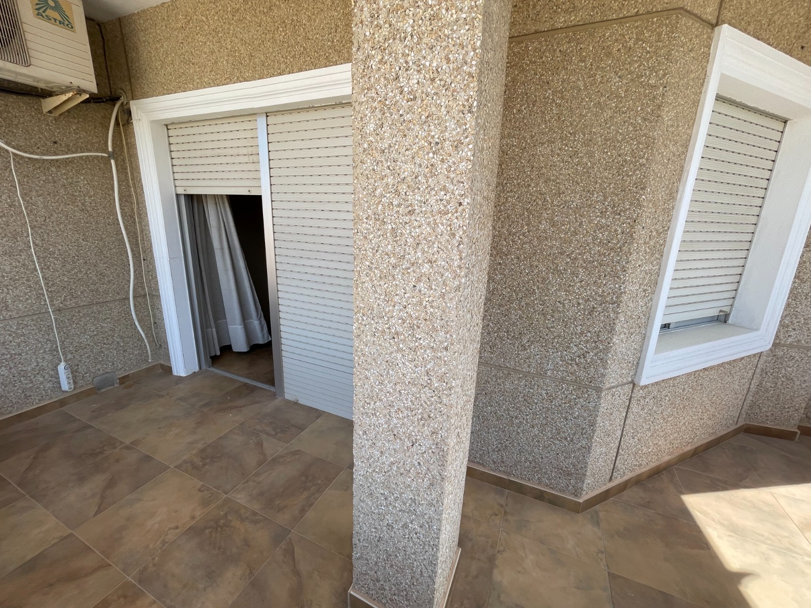 Villa for Sale in San Miguel de Salinas, Alicante