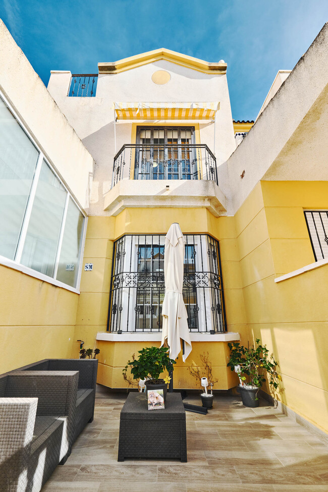 Semi Detached for Sale in Guardamar del Segura, Alicante
