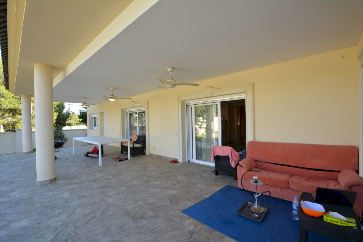Villa for Sale in Orihuela Costa, Alicante