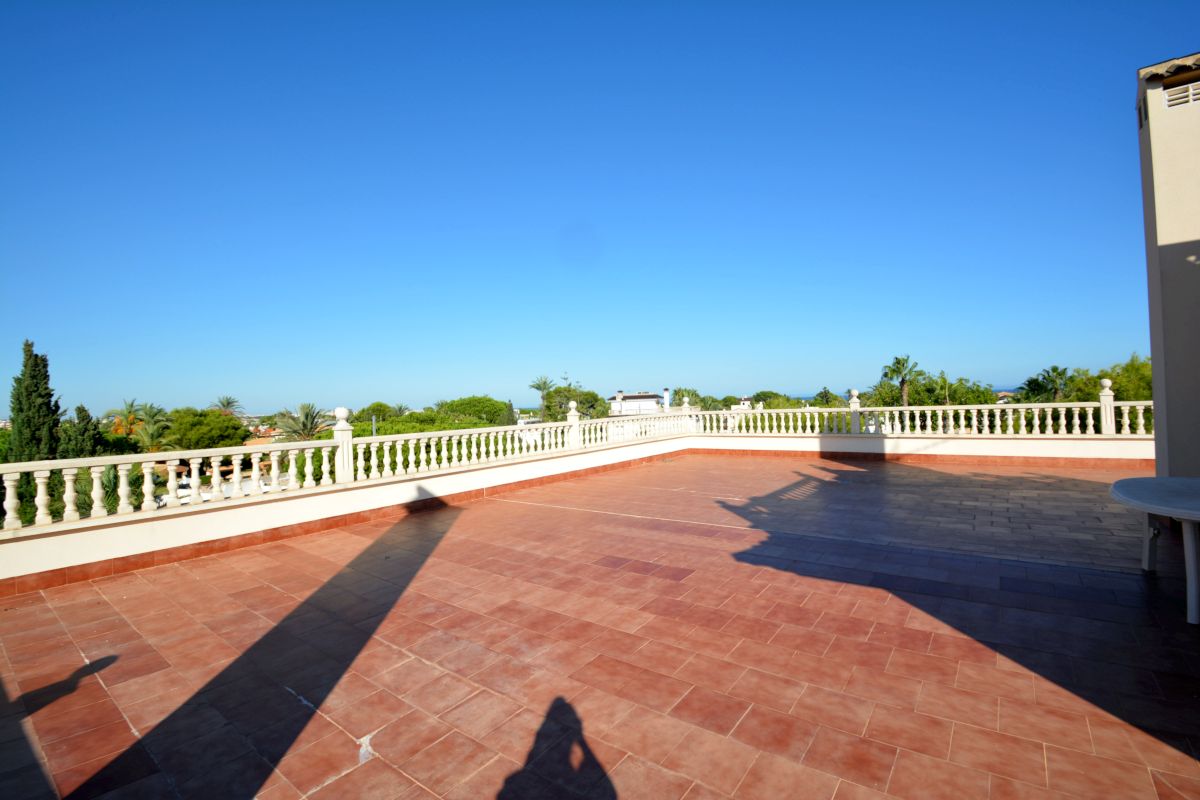 Villa for Sale in Orihuela Costa, Alicante