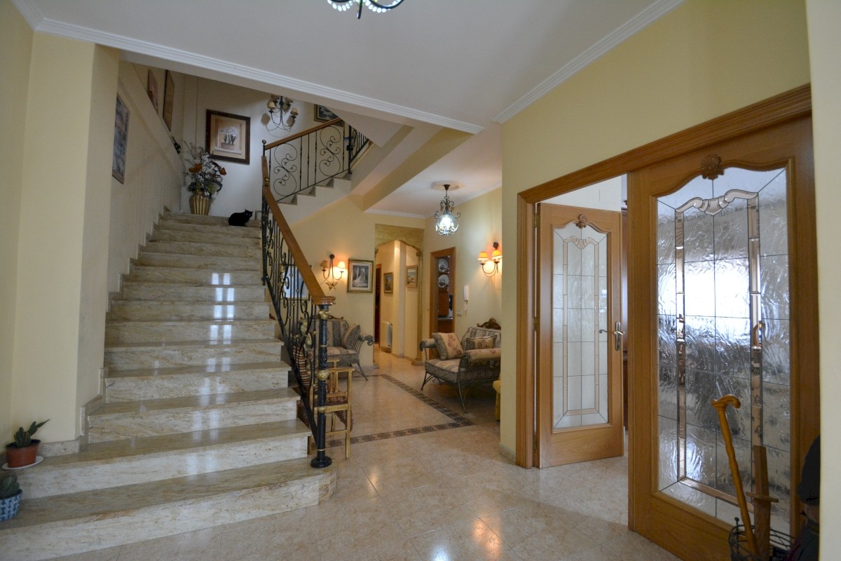 Villa for Sale in Guardamar del Segura, Alicante