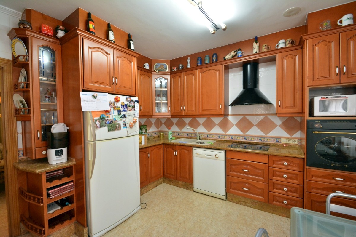 Villa for Sale in Guardamar del Segura, Alicante