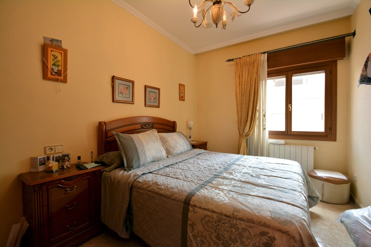 Villa for Sale in Guardamar del Segura, Alicante