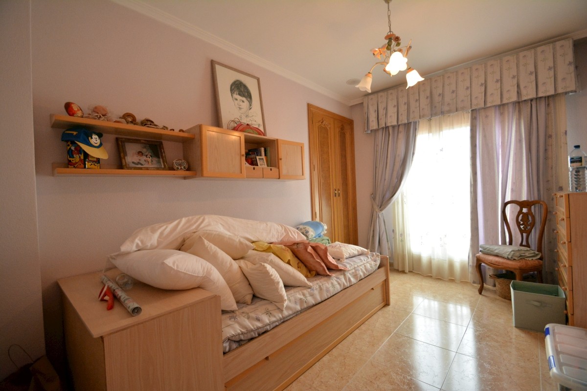 Villa for Sale in Guardamar del Segura, Alicante