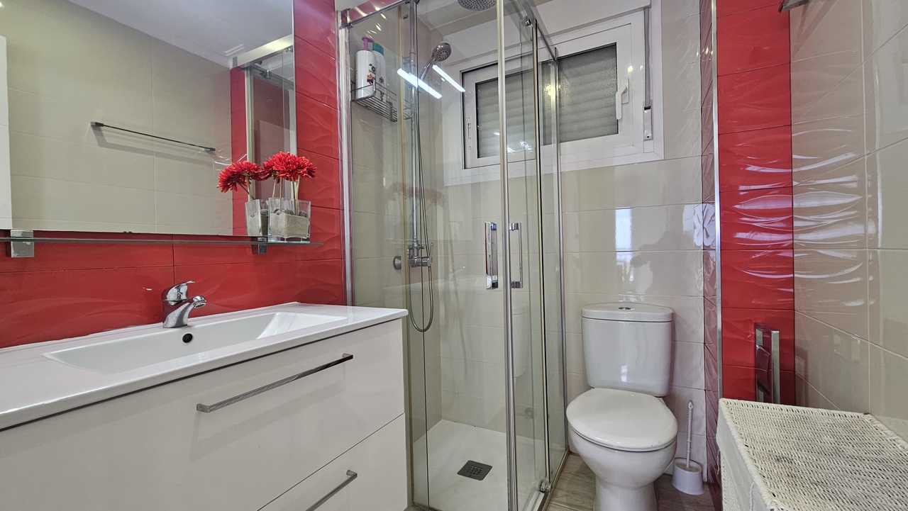 Apartment for Sale in Mil Palmeras, Alicante