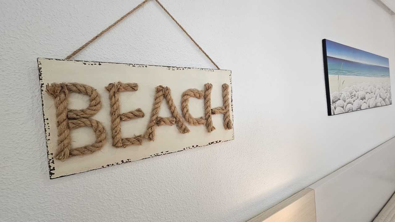 Apartment for Sale in Mil Palmeras, Alicante