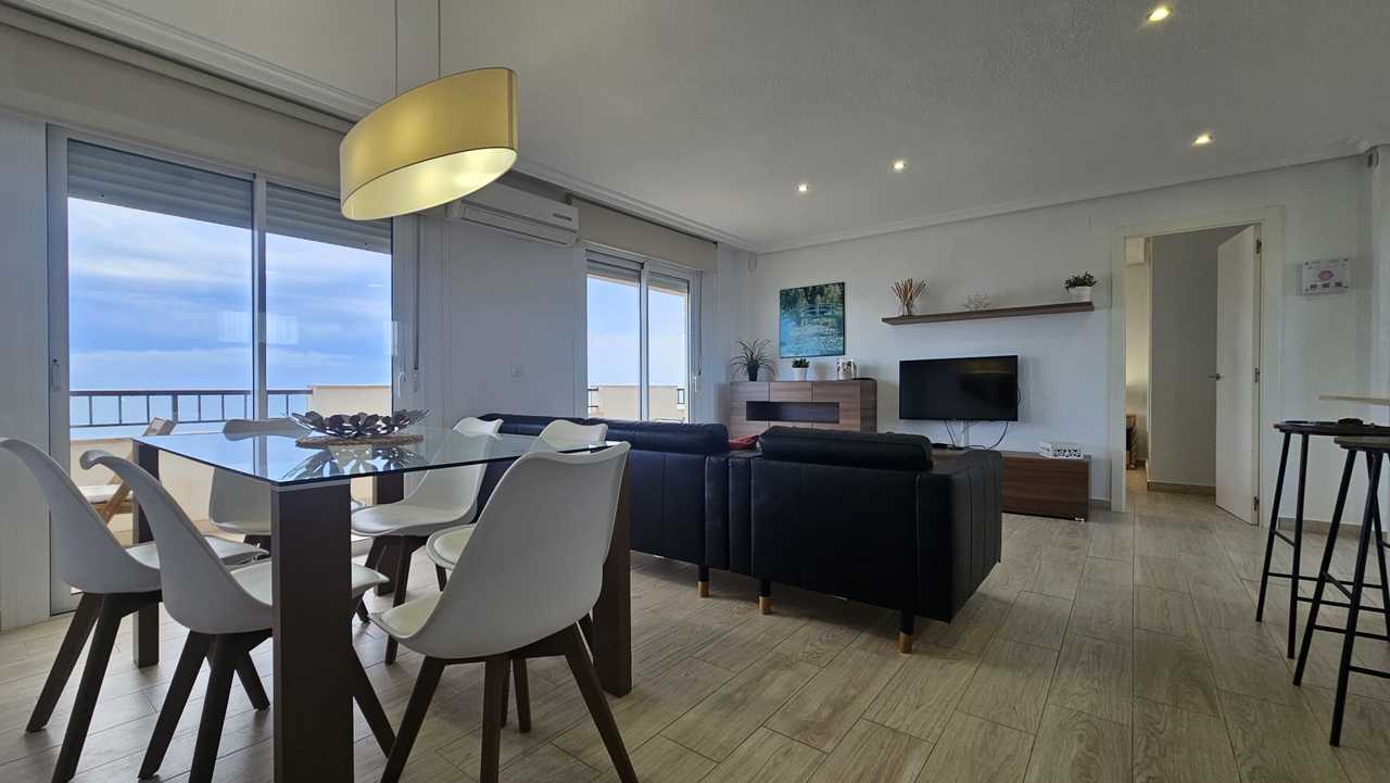 Apartment for Sale in Mil Palmeras, Alicante