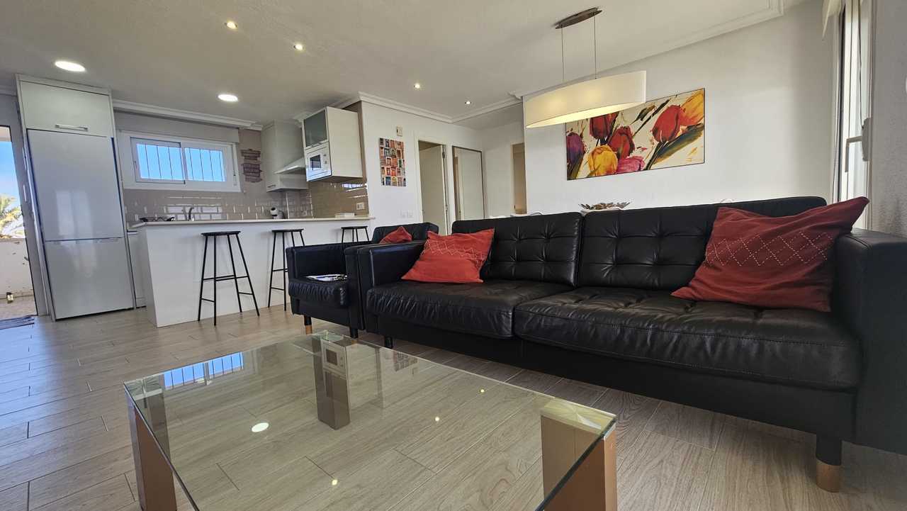 Apartment for Sale in Mil Palmeras, Alicante