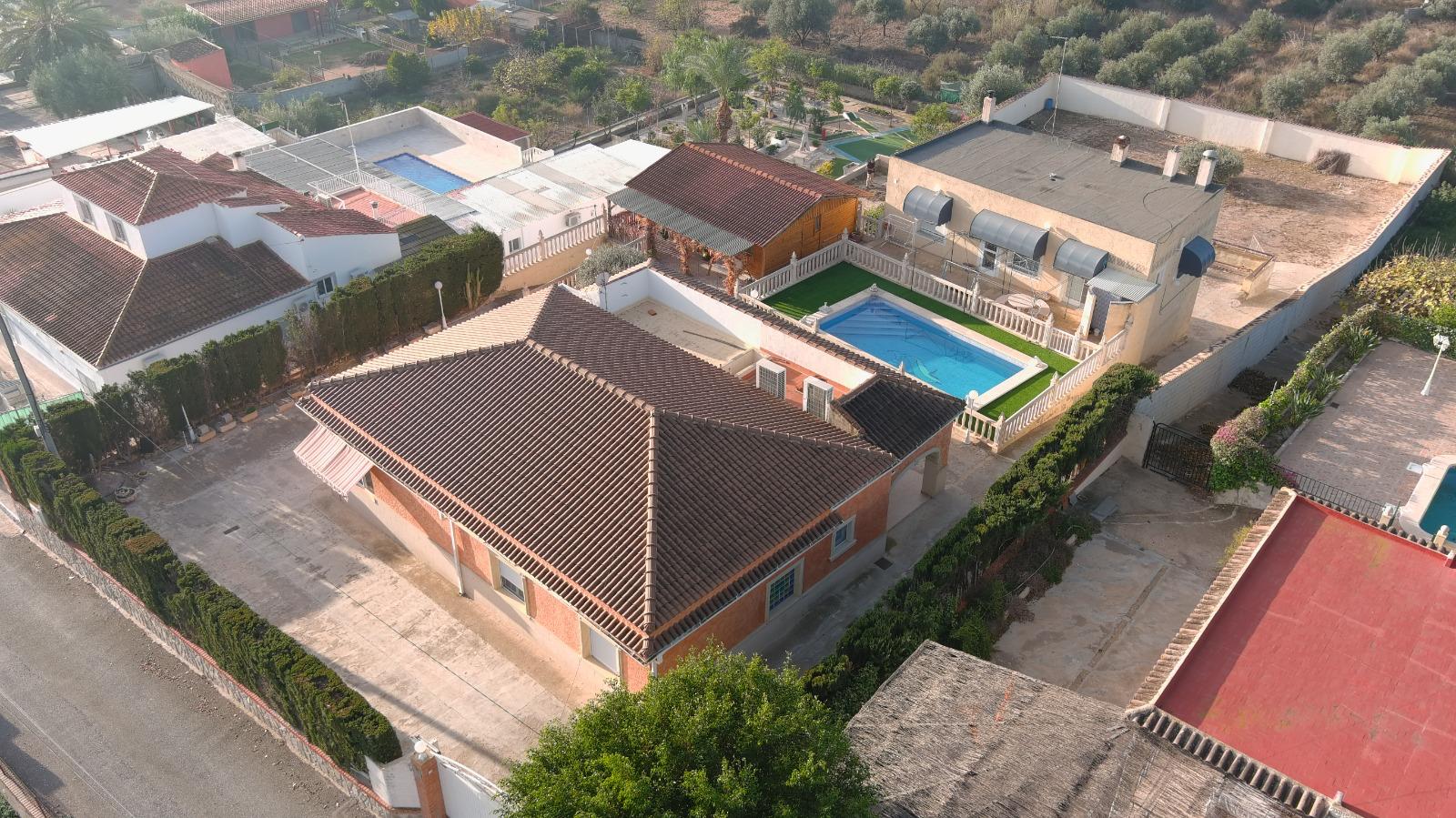 Villa for Sale in Albatera, Alicante