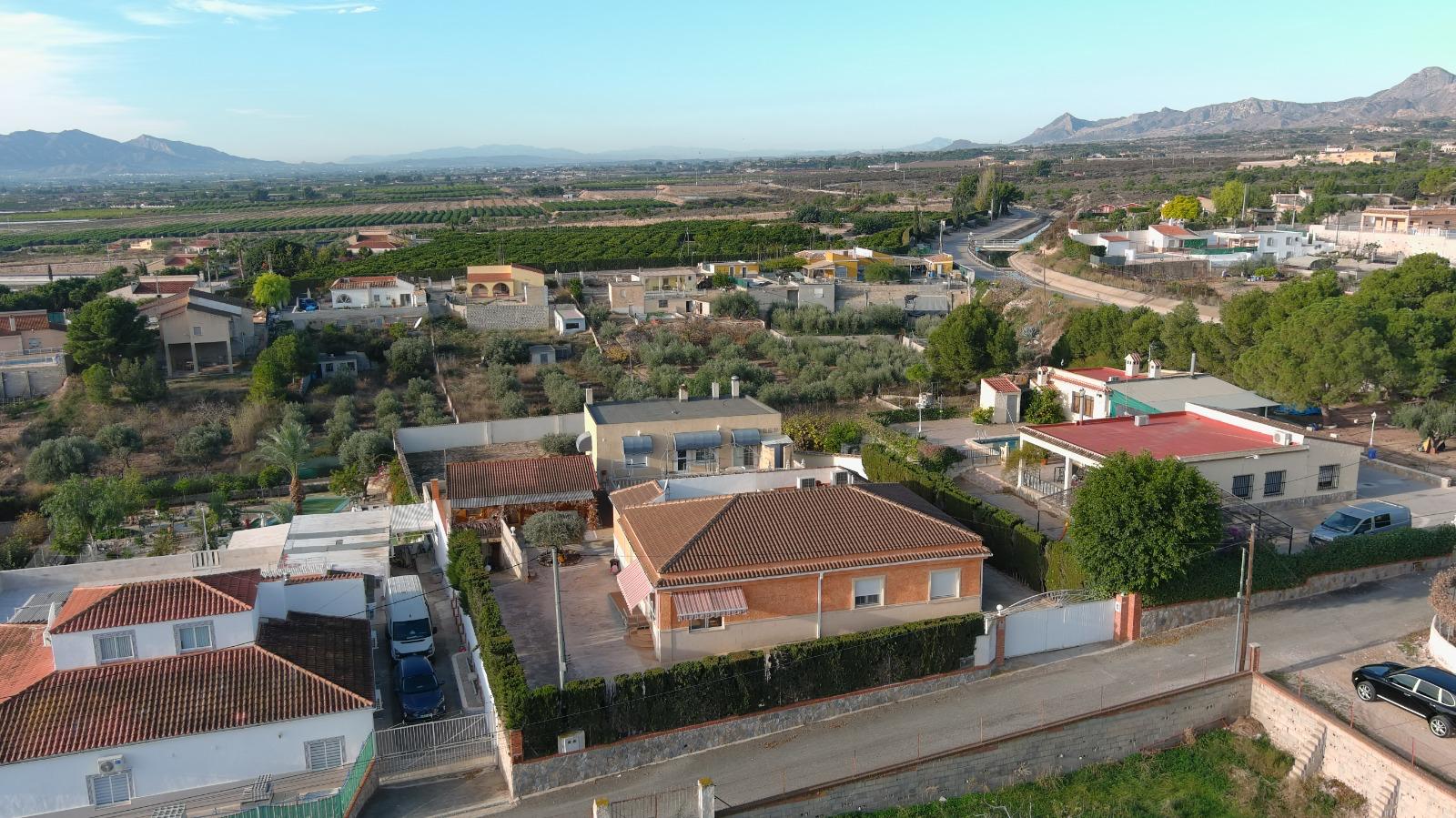 Villa for Sale in Albatera, Alicante