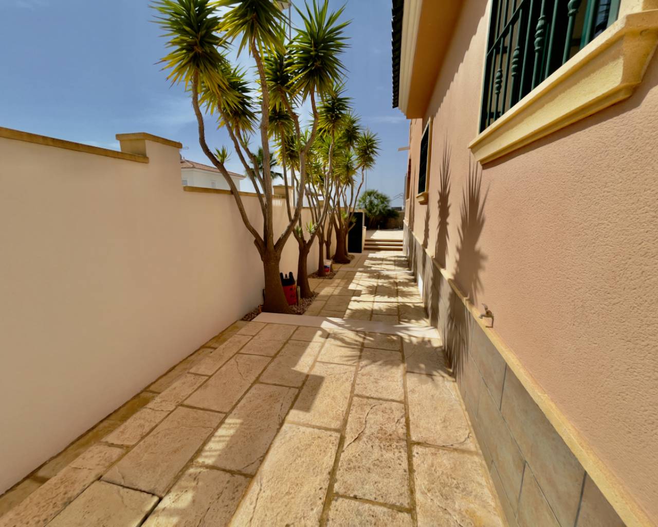 Villa for Sale in Ciudad Quesada, Alicante