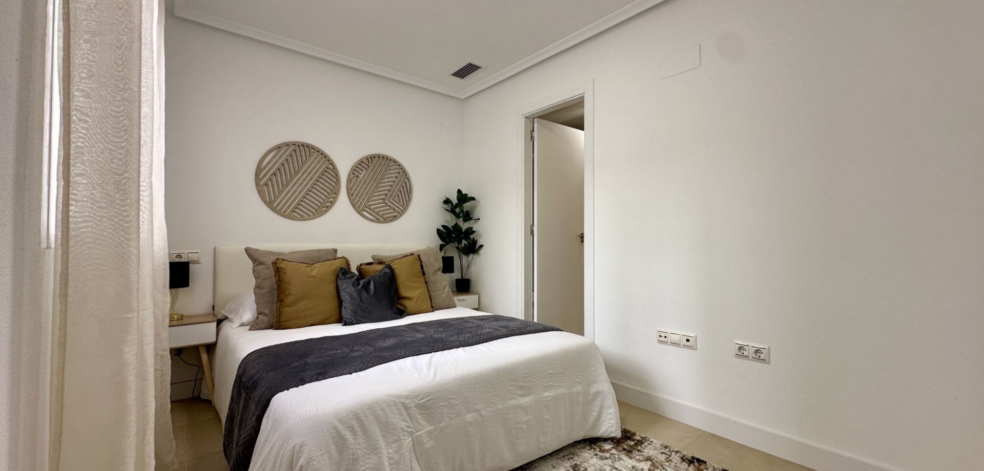 Apartment for Sale in Torrevieja, Alicante