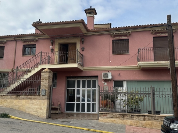 Commercial for Sale in San Miguel de Salinas, Alicante