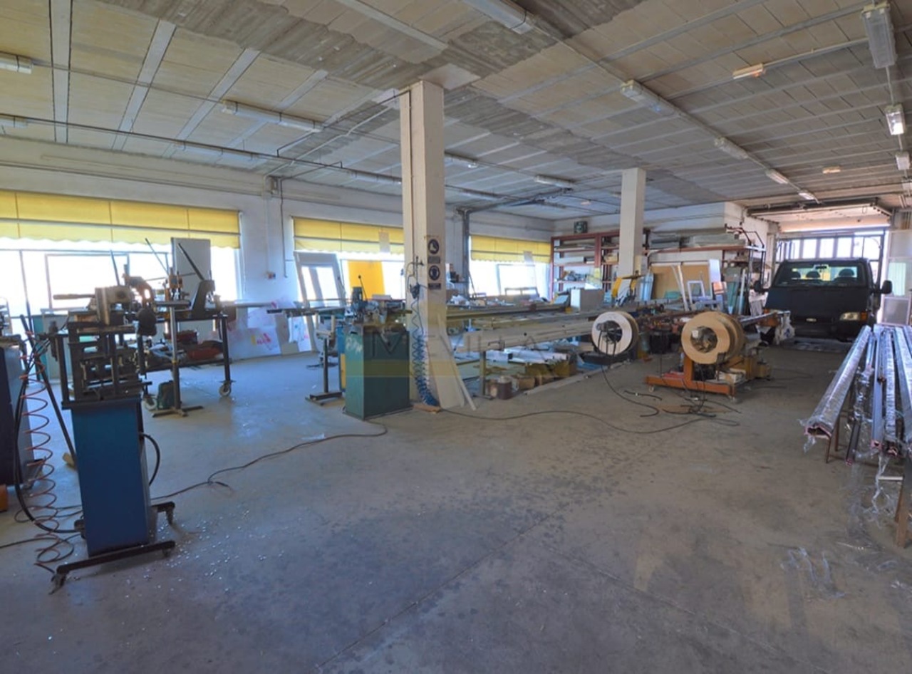Commercial for Sale in San Miguel de Salinas, Alicante