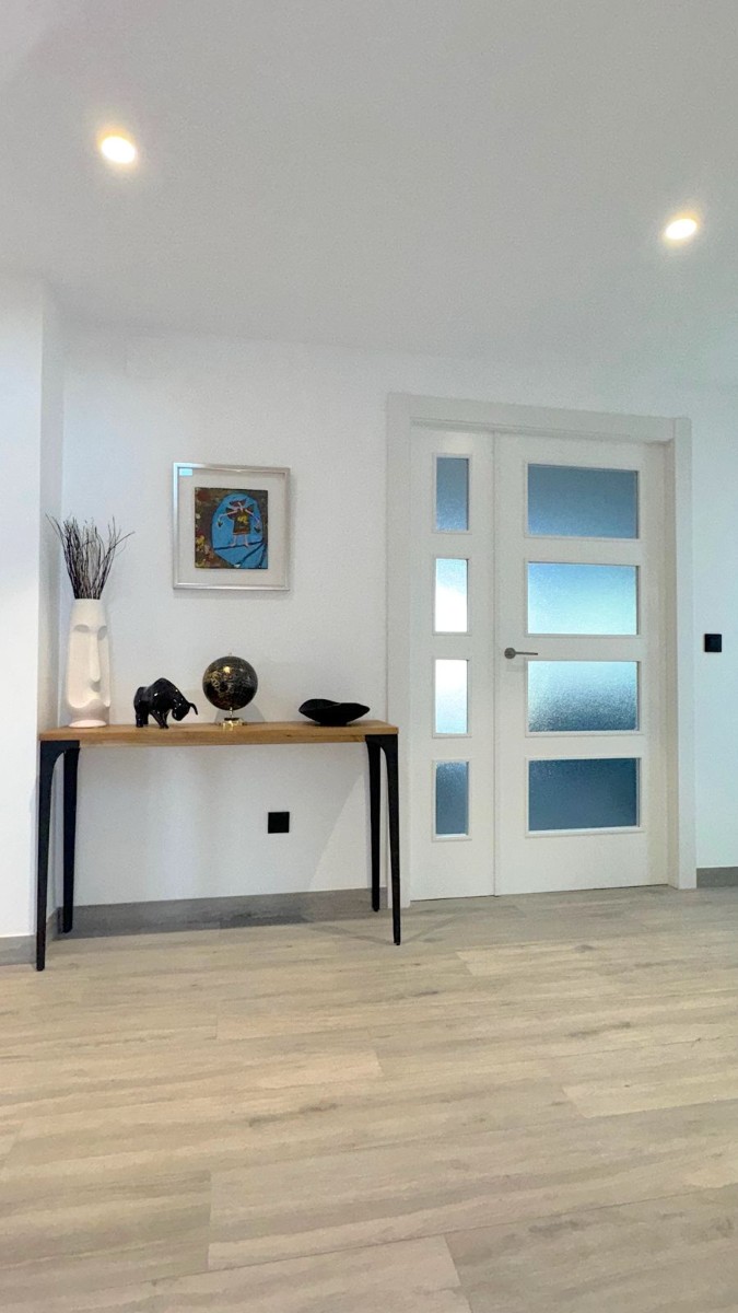 Villa for Sale in Alfas del Pi, Alicante