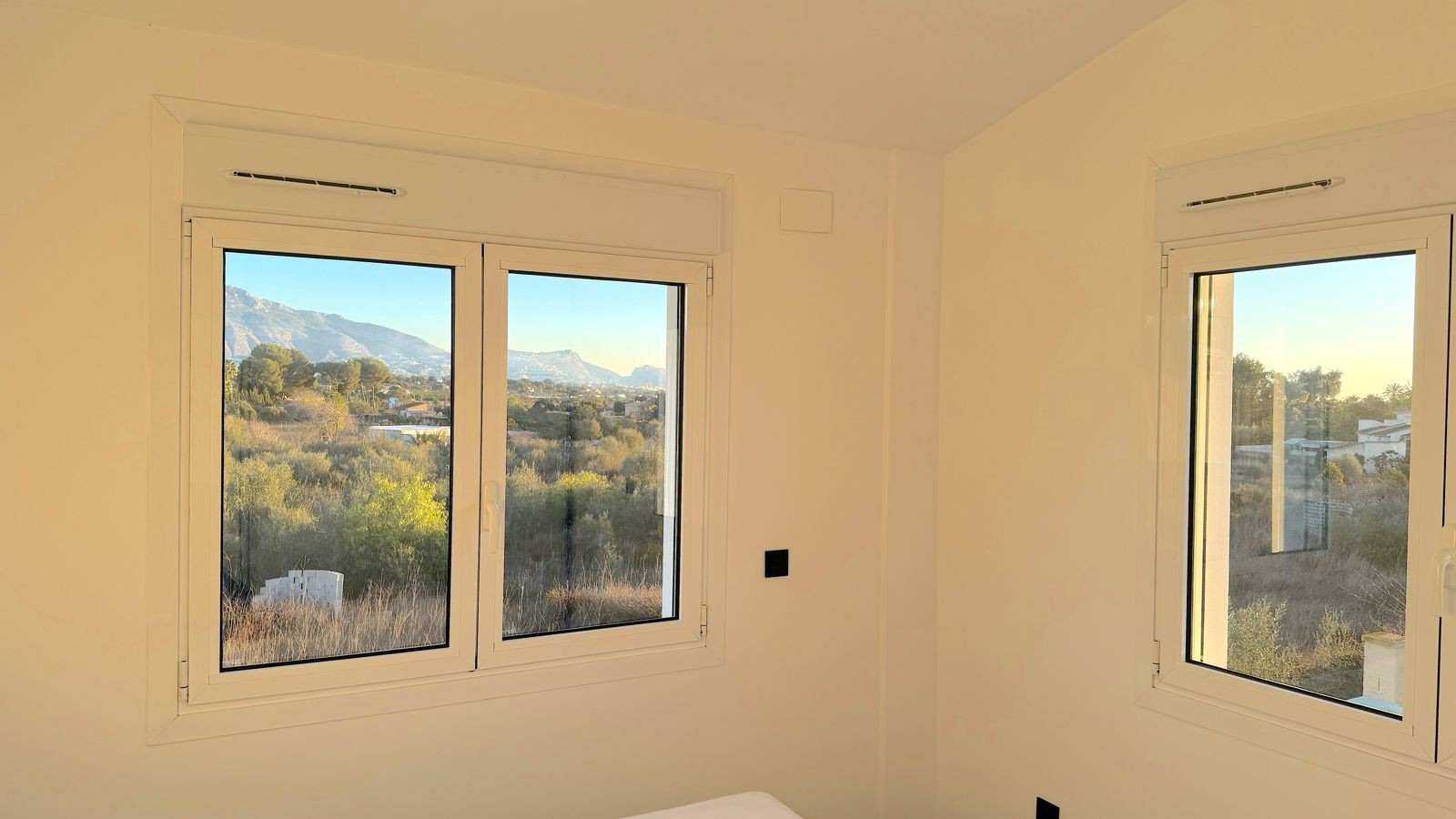 Villa for Sale in Alfas del Pi, Alicante