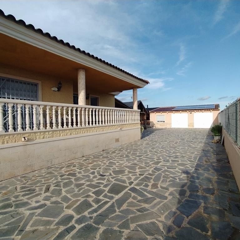 Villa for Sale in Orihuela, Alicante
