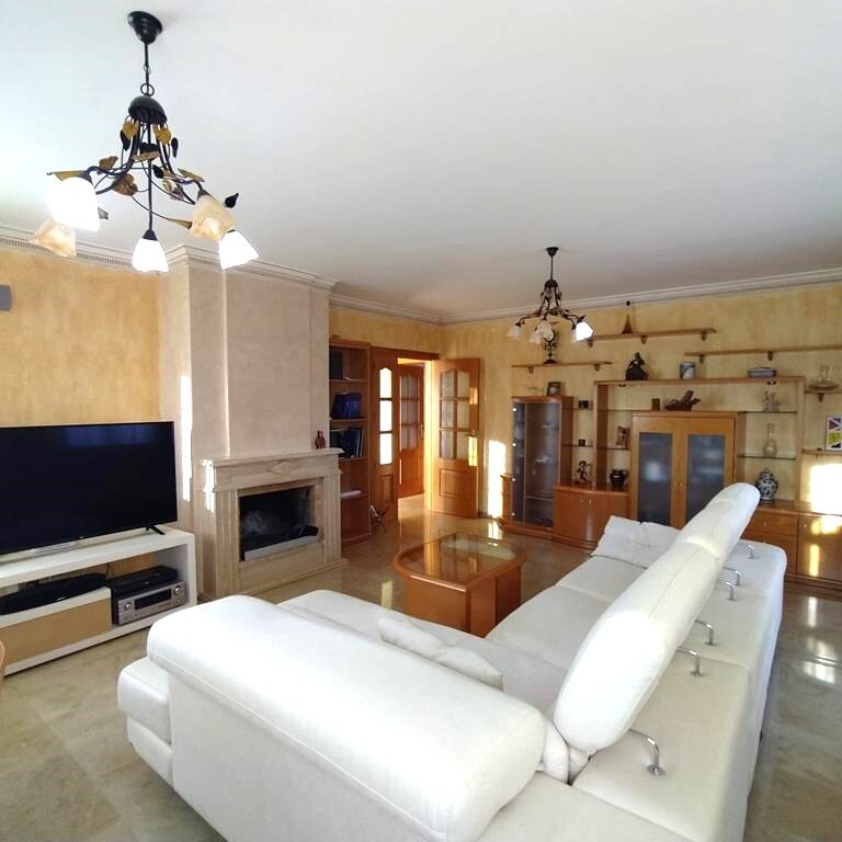 Villa for Sale in Orihuela, Alicante