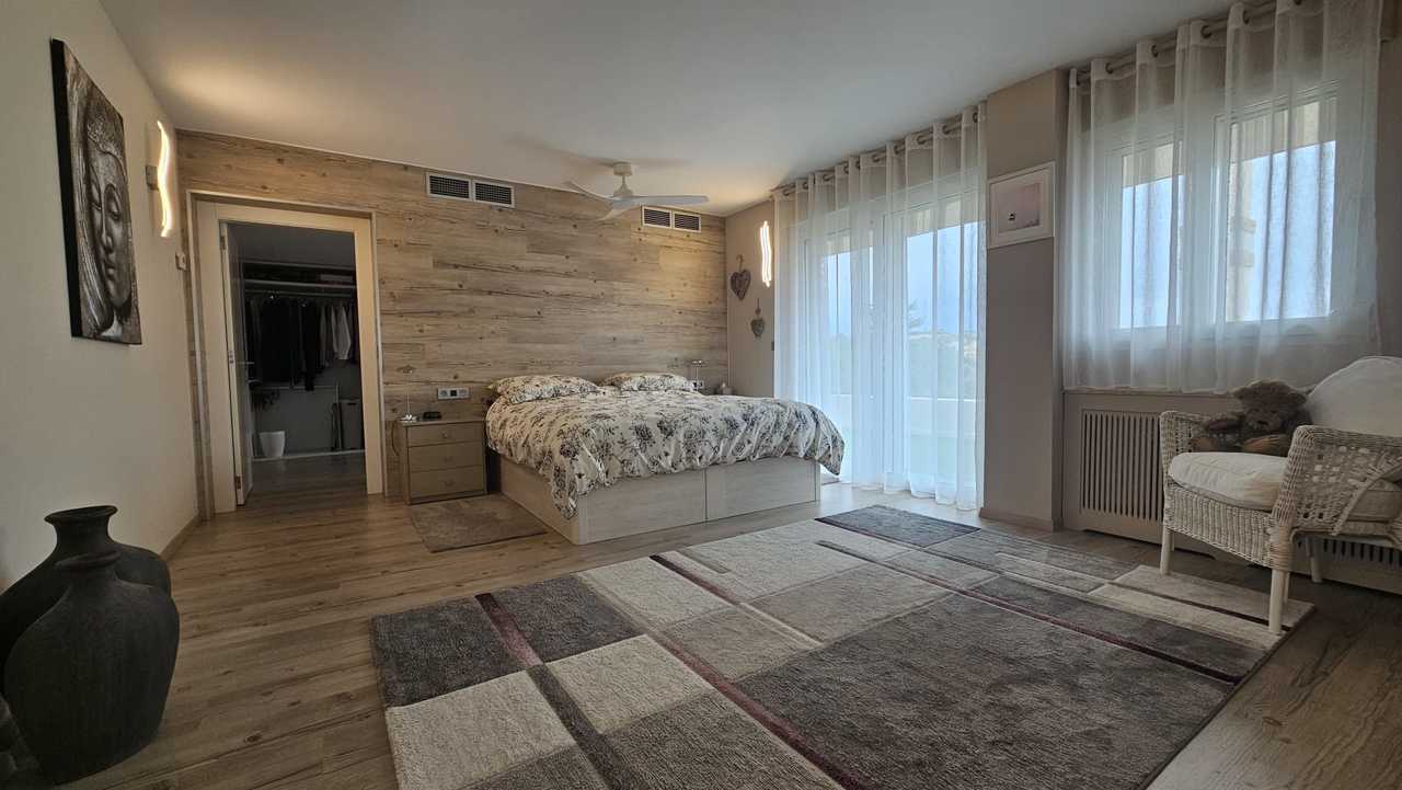 Villa for Sale in Torremendo, Alicante