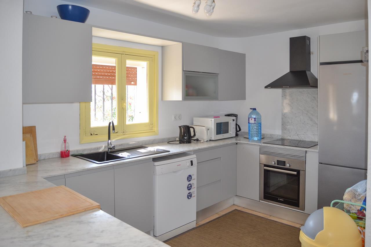Villa for Sale in Pedreguer, Alicante