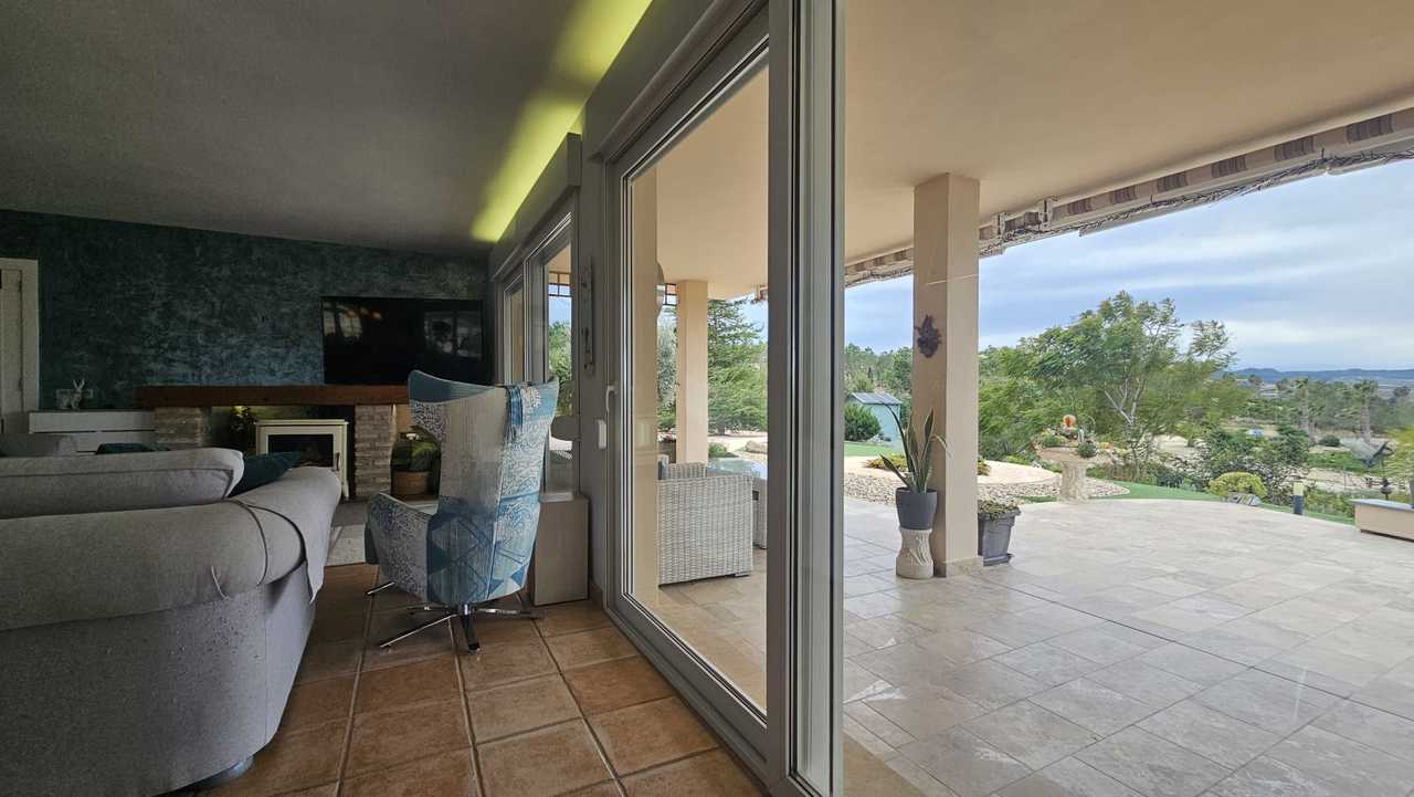 Villa for Sale in Torremendo, Alicante