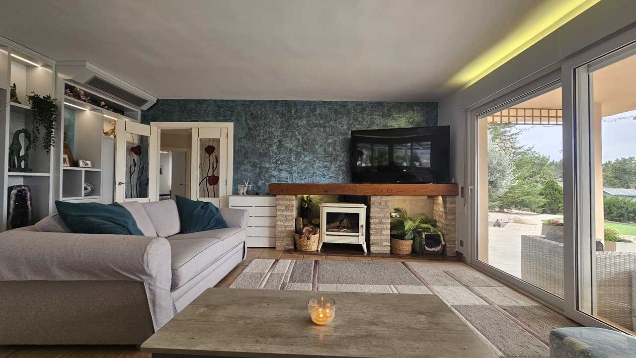 Villa for Sale in Torremendo, Alicante