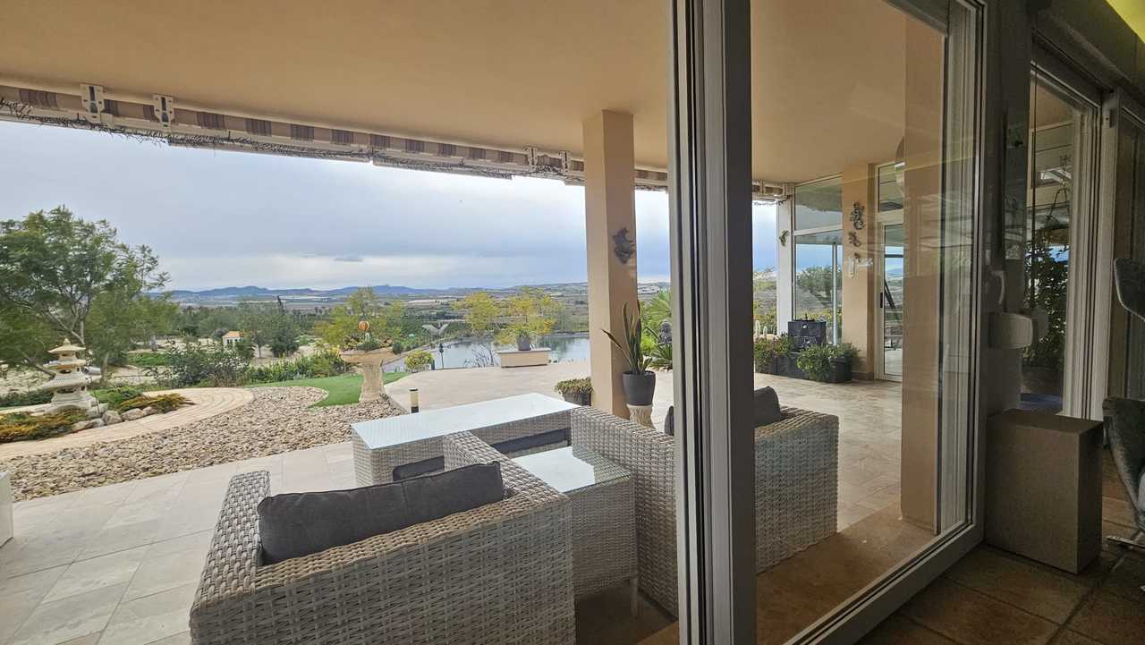 Villa for Sale in Torremendo, Alicante