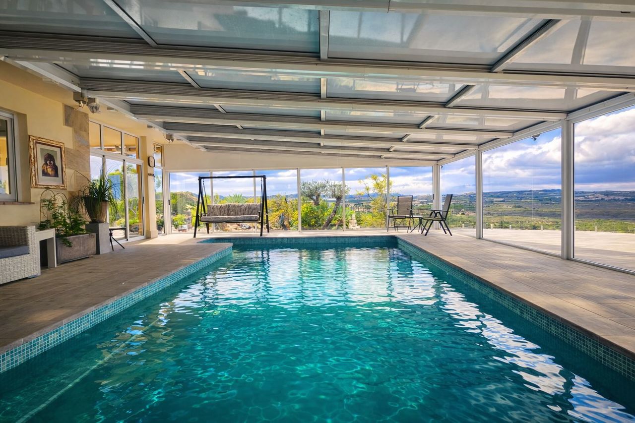 Villa for Sale in Torremendo, Alicante
