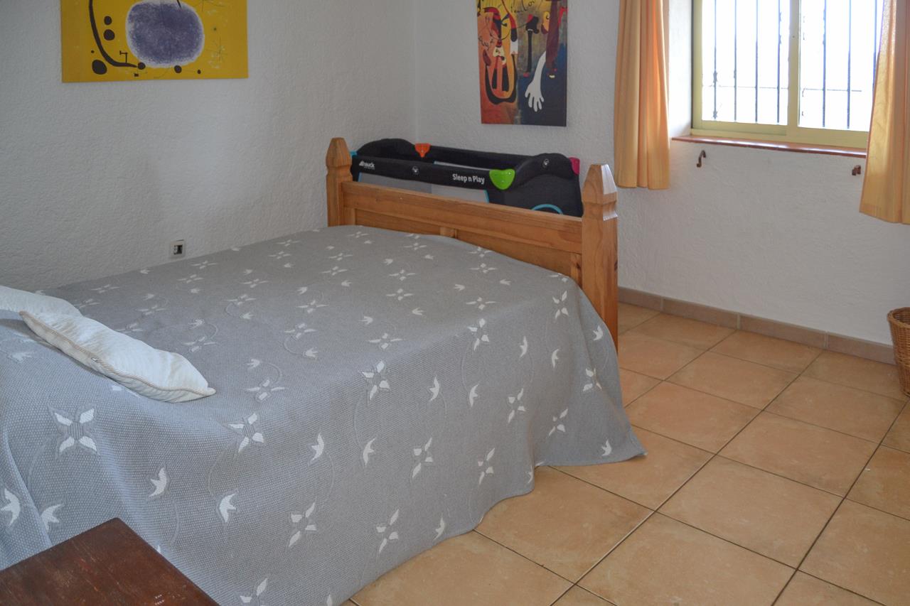 Villa for Sale in Pedreguer, Alicante