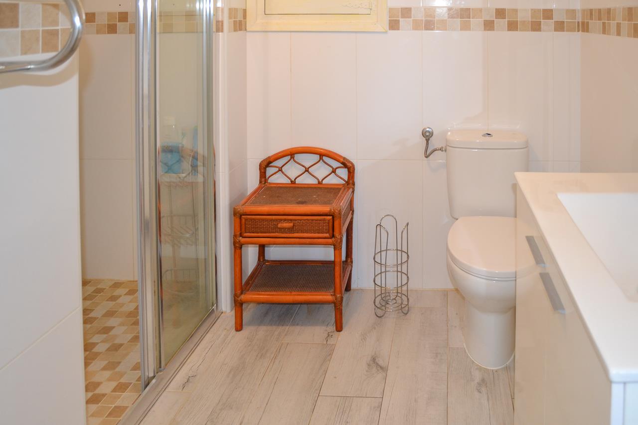 Villa for Sale in Pedreguer, Alicante