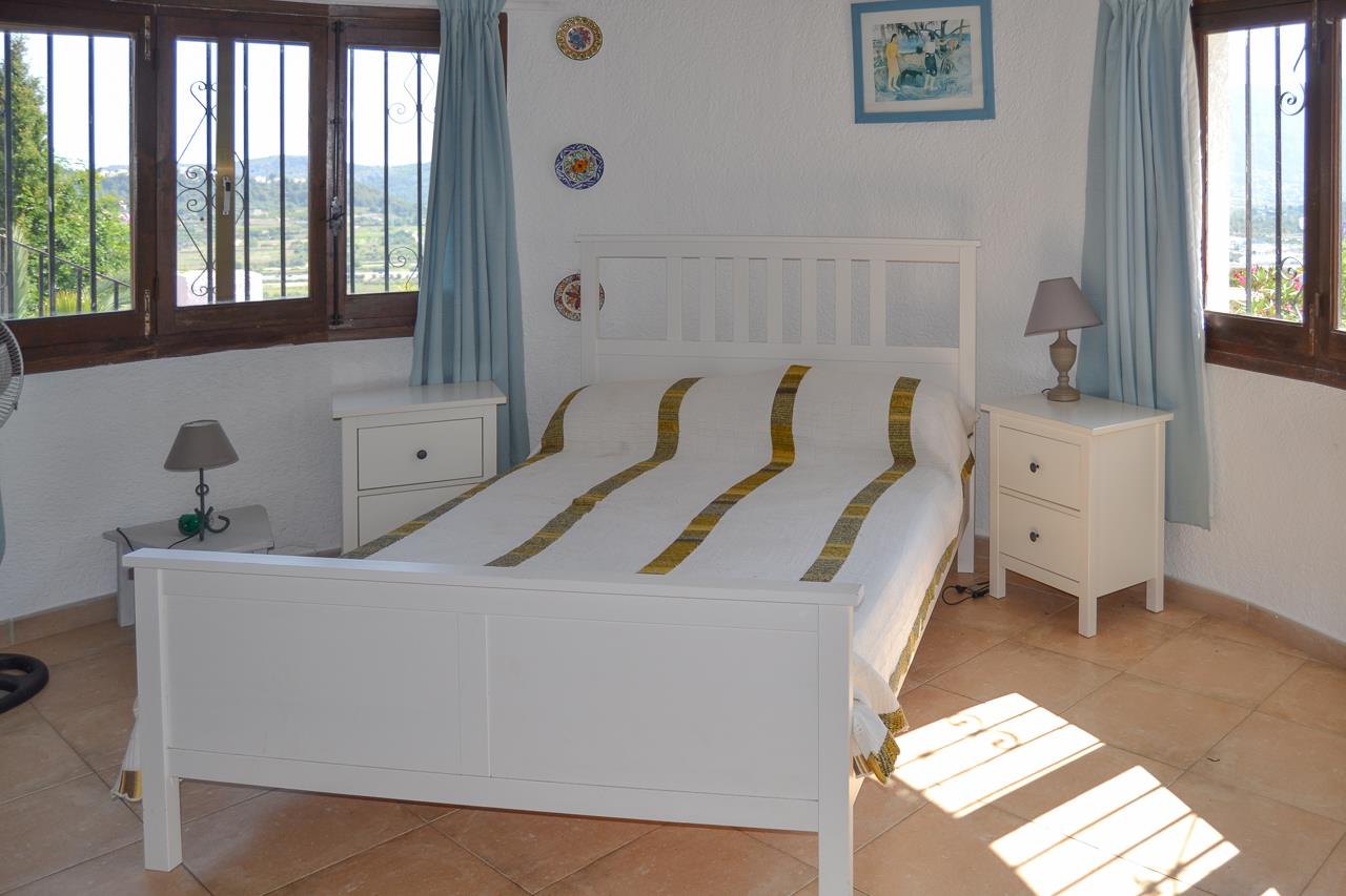 Villa for Sale in Pedreguer, Alicante