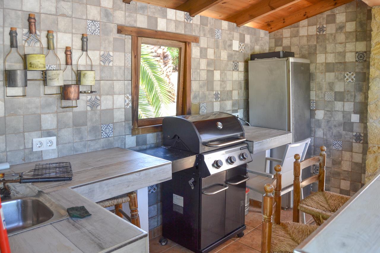 Villa for Sale in Pedreguer, Alicante