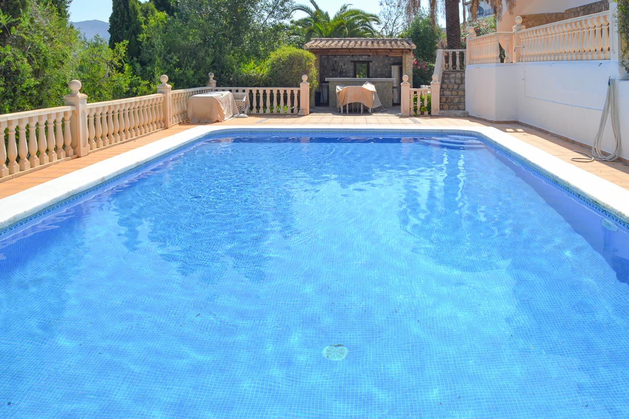 Villa for Sale in Pedreguer, Alicante