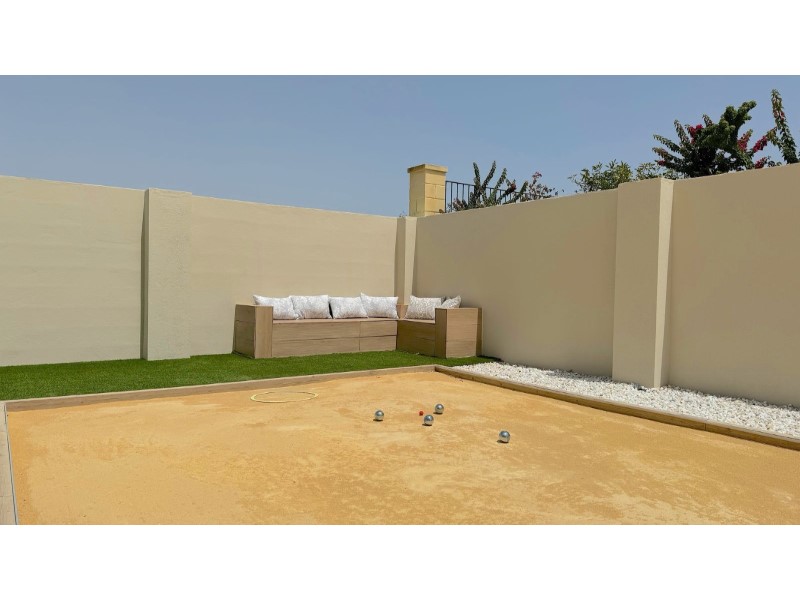 Villa for Sale in Alfas del Pi, Alicante