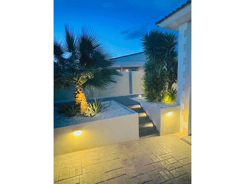 Villa for Sale in Alfas del Pi, Alicante