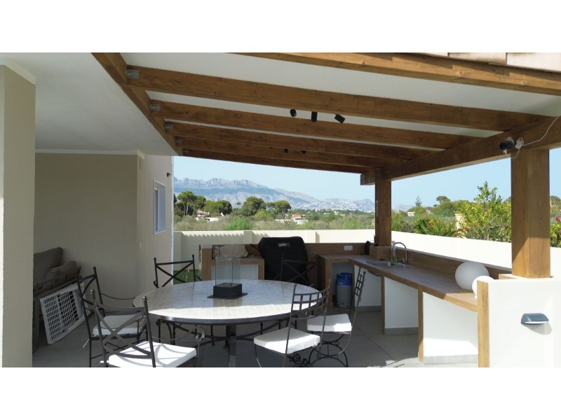 Villa for Sale in Alfas del Pi, Alicante
