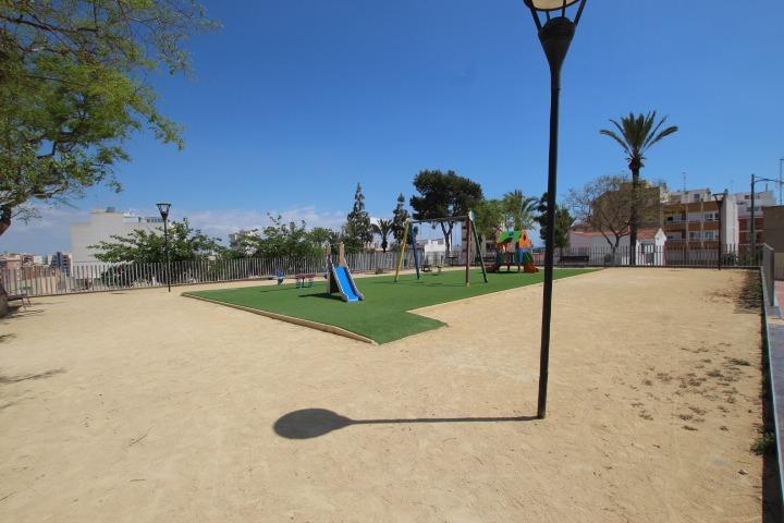 Commercial for Sale in Finestrat, Alicante