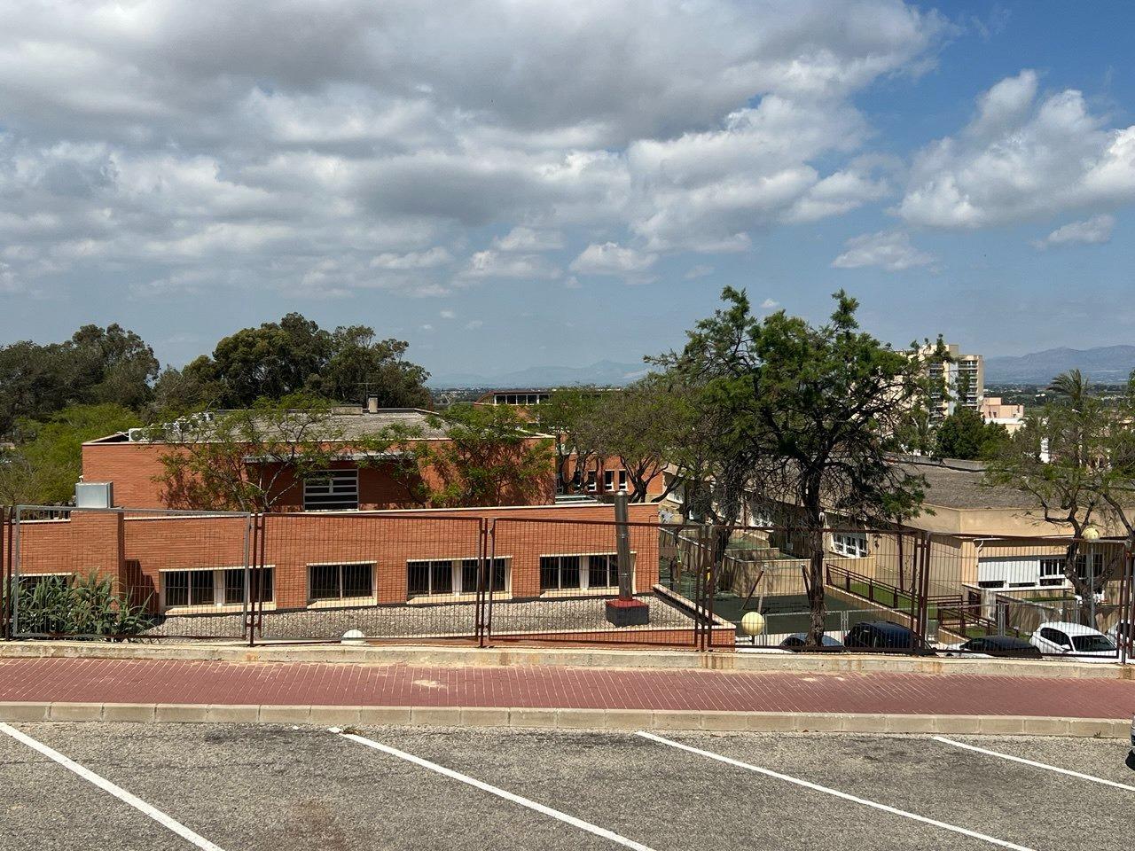 Commercial for Sale in Finestrat, Alicante