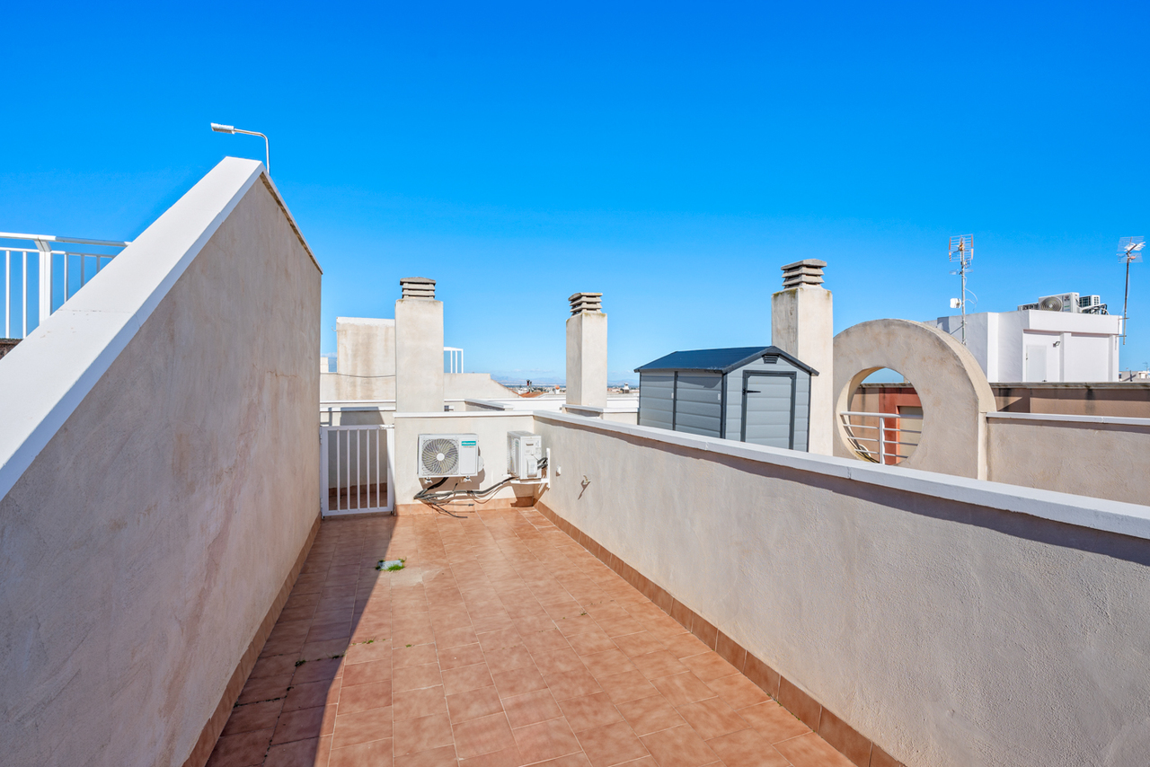 Apartment for Sale in Algorfa, Alicante