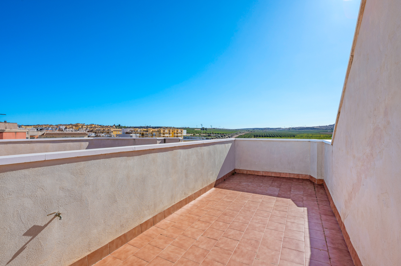 Apartment for Sale in Algorfa, Alicante