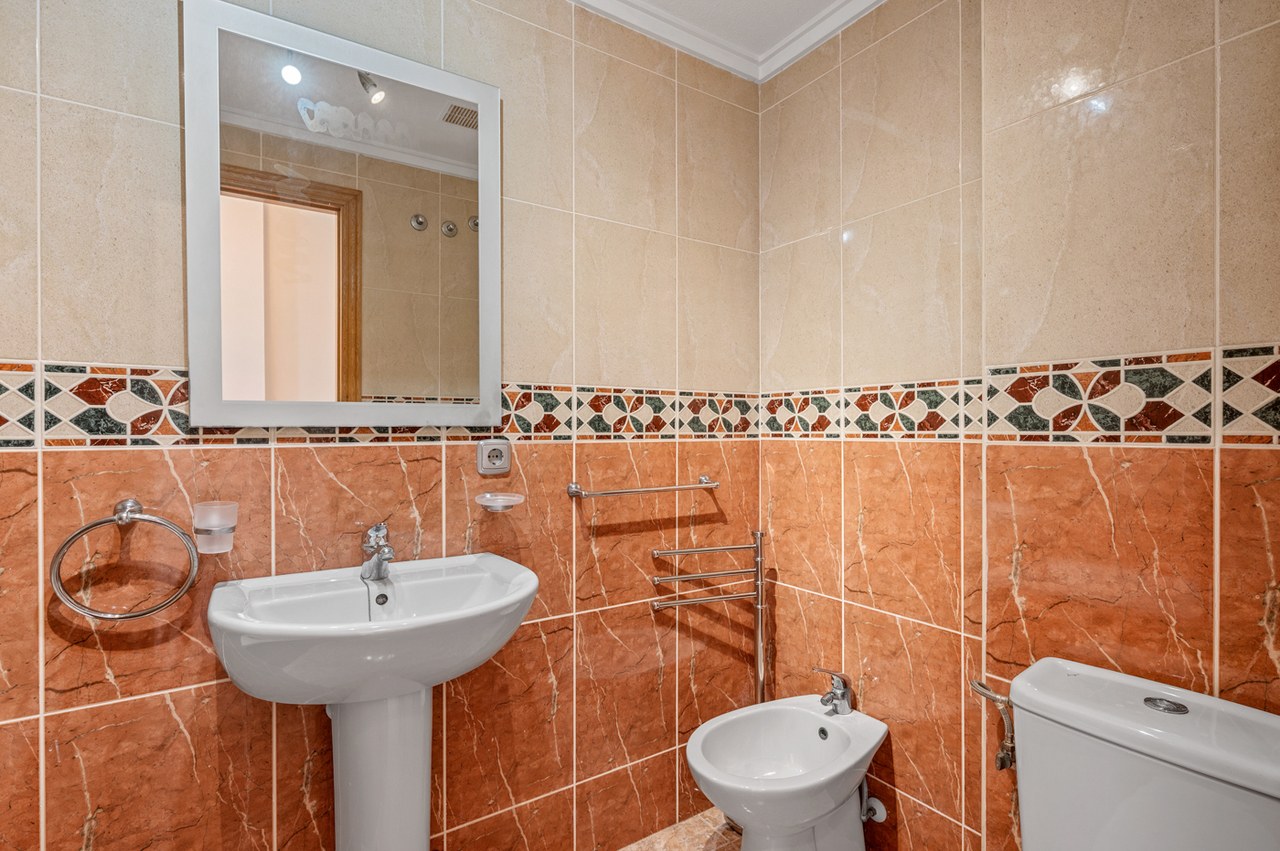 Apartment for Sale in Algorfa, Alicante